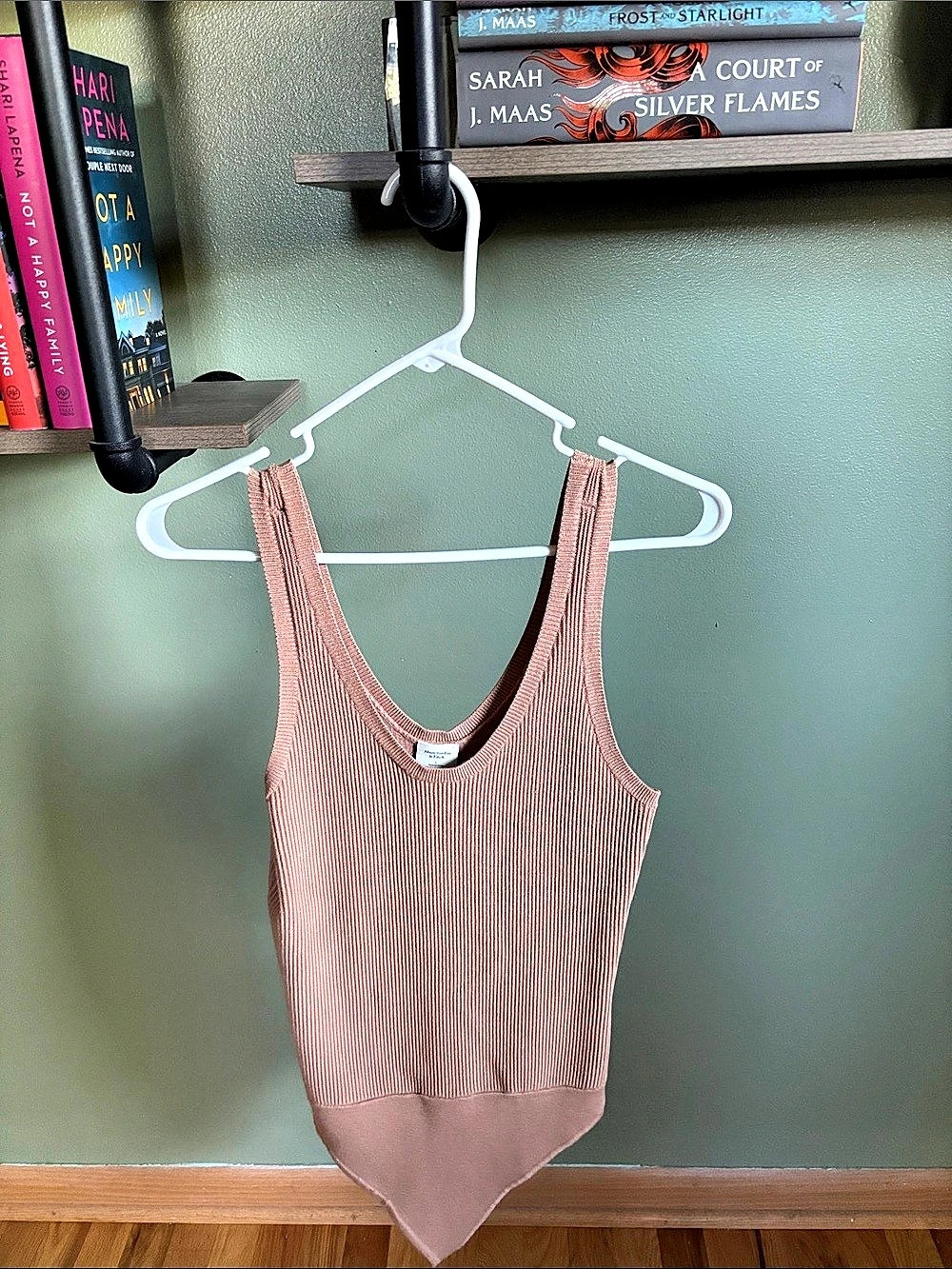 Abercrombie & Fitch Seamless Rib Fabric Scoopneck Bodysuit